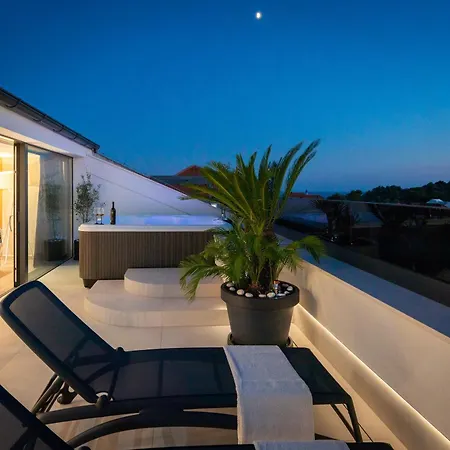 Luxury Penthouse Hvar With Jacuzzi & Sea View Apartment Hvar Town